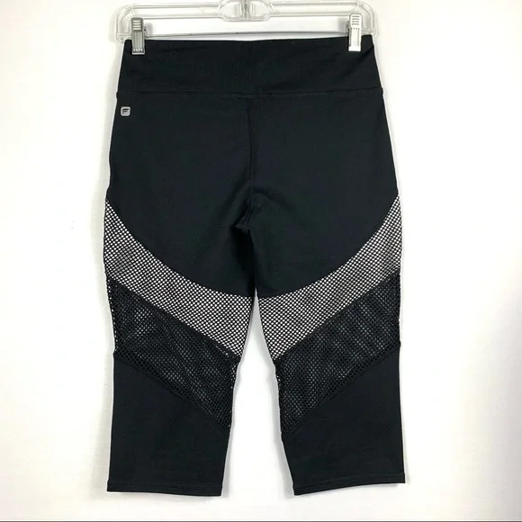 Fabletics Rhodes Crop - Picture 3 of 6